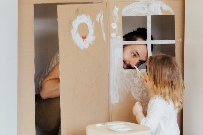 Etre parent, jongler entre les « il faut » et ses besoins…